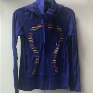 Lululemon sweatshirt